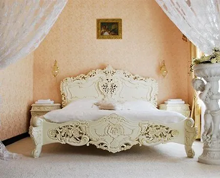Oreanda Otel 3*